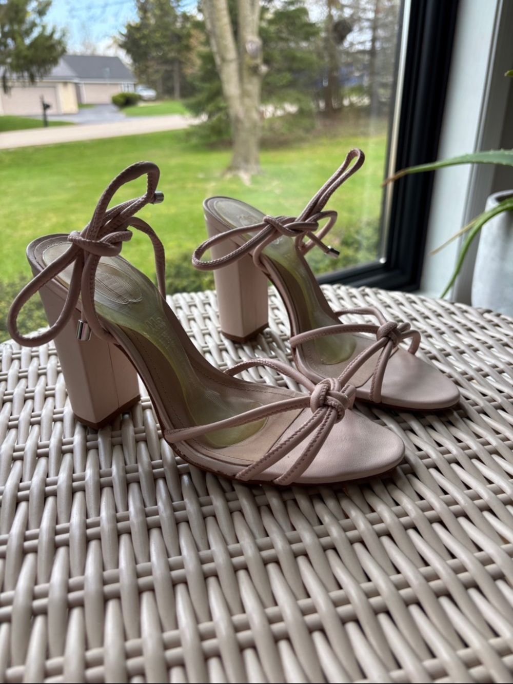 Schutz Women’s Strappy Block Heel Sandals - Blush Pink